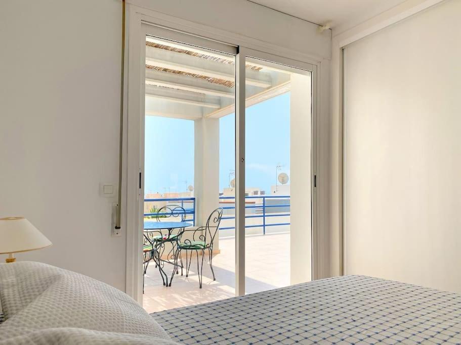 Atico Con Vistas Al Mar En Primera Linea De Playa Vera Exterior foto